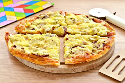 Пицца с колбасой и сыром - купить с доставкой на дом в СберМаркет