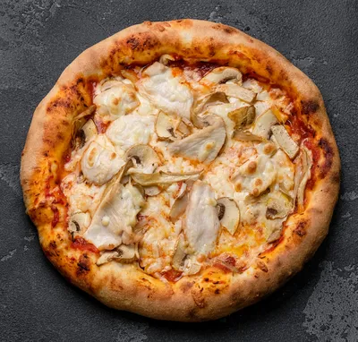 Пицца с курицей и грибами - Лайфхакер | Рецепт в 2023 г | Кулинария, Еда,  Идеи для блюд