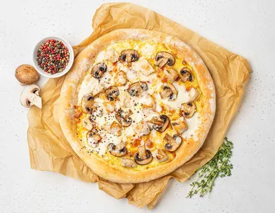 Рецепт блюда Пицца Тартуфина с курицей и грибами по шагам с фото и временем  приготовления