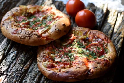 Пицца с курицей и грибами заказать с бесплатной доставкой в Запорожье