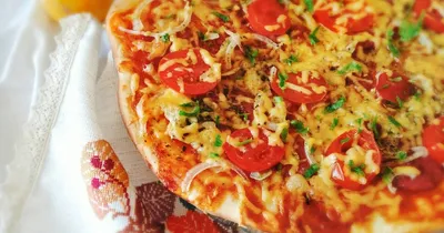 Пицца с салями и оливками - Пошаговый рецепт - ФОТО