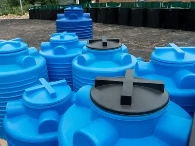 Строительные пластиковые емкости для воды, цена в Самаре от компании  Самарский Центр Пластиковых Емкостей | Баки для летнего душа | Резервуары и  подземные накопители | Туалетные кабинки | Продажа со склада