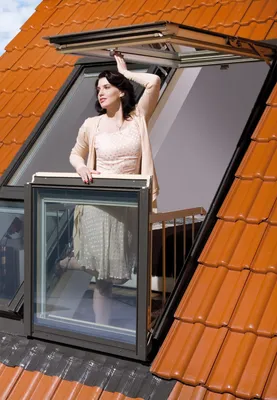 Выход на террасу в частном доме | Коттедж, Большие окна, Одноэтажные дома