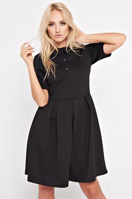Летнее трикотажное платье без рукавов черное с вырезом на талии - купить в  интернет магазине Аржен