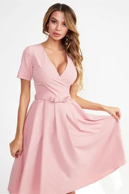 Нежно-розовое платье миди с декольте и пышной юбкой | КУПИТЬ-ПЛАТЬЕ.РУ -  интернет-магазин красивых платьев