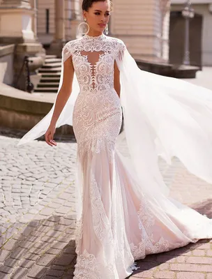 Кружевное свадебное платье русалка с кейпом купить в Москве