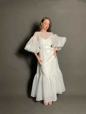 Платье со спущенными рукавами-воланами - купить в Москве 👸за 3594 ₽ в  solo-u.ru
