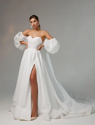 Свадебное платье трансформер с верхом из органзы объемными рукавами и  воланом по низу макси (молочный)