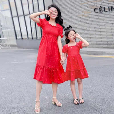 Одинаковые платья для дочки и мамы: стиль Family look