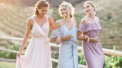 В чем пойти на свадьбу? Выбираем платья \"подружкам невесты\" от бренда Vera  Shasherina | Стиль | WB Guru