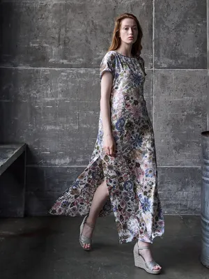 Длинное шелковое платье в пол с разрезом купить | Tatiana Larina