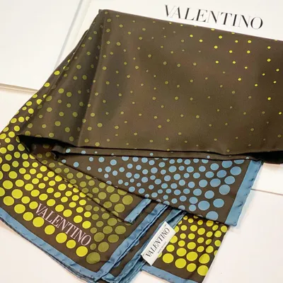 Платок Valentino из Италии. Доставка по всей России