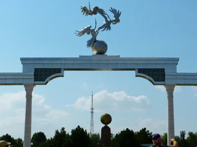Фото Площади Независимости в Ташкенте: узнайте больше о символе города