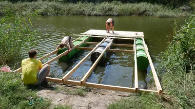 Плот из брёвен своими руками! raft do it yourself. - YouTube