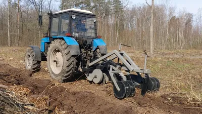 Купить Плуг с лемехами ПЛН 4 35 с предплужниками навесной на трактор ДТ-75