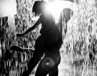 Фото под дождем: Игра света и тени