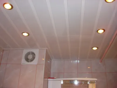 Натяжные потолки в ванную - цены, фото, рассрочка
