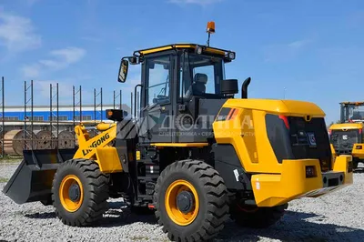 Погрузчик фронтальный LGCE LG933L (ковш 1,8 м челюстной, доп. линия) -  купить в Москве, цены в каталоге «Русбизнесавто»