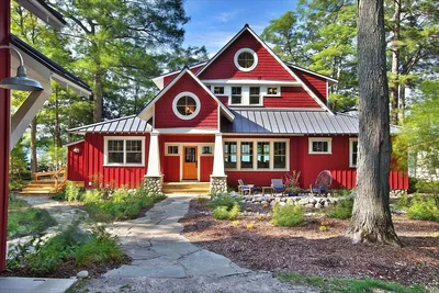 Чем покрасить деревянный дом снаружи? Советы, отзывы по строительству