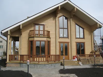 Покраска деревянного дома снаружи цена за м2 в Москве - покраска дома  снаружи цена за квадратный метр