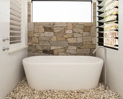 Накладка и панель из искусственного камня для ванной