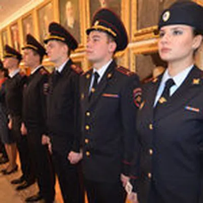 В Люберцах проверили внешний вид сотрудников полиции в зимней форме -  Общество - РИАМО в Люберцах