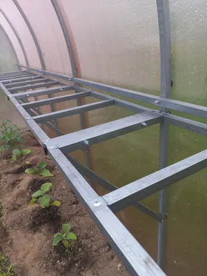 Удобный и эффективный стеллаж для выращивания рассады - YouTube