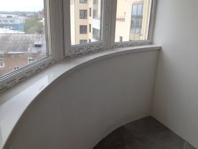 Полукруглый дутый кованый балкон КБ-126: купить в Москве, фото, цены