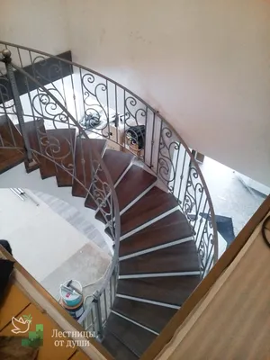 Полувинтовая лестница — Sib Monolit