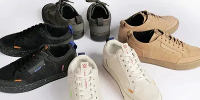 HUGO - Кожаные туфли-дерби португальского производства с тиснеными  логотипами