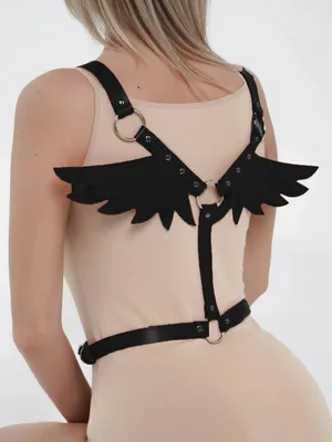 Портупея на грудь с крыльями на спине кожаная женская купить по цене 599 ₽  в интернет-магазине KazanExpress