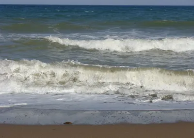 КРЫМ Прибрежное набережная Морское Пляж - YouTube
