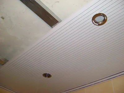 Монтаж ПВХ и пластиковых панелей на подвесной потолок.
