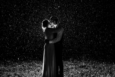 Поцелуй под дождем #2 - PNG изображение для скачивания