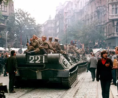Предательство Пражской весны: очевидцы советского вторжения вспоминают 1968  год