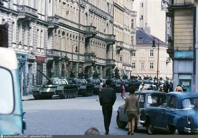 50 лет назад советские войска вошли в Чехословакию — фото - 21.08.2018,  Sputnik Беларусь