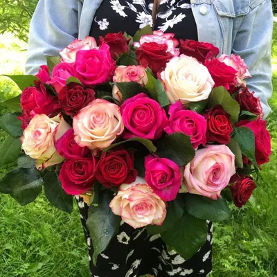 Корзина 33 прекрасные розы - Доставкой цветов в Москве! 72617 товаров! Цены  от 487 руб. Цветы Тут