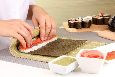 Основные ингредиенты для приготовления начинки для суши