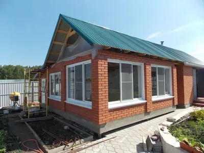 Проект компактного одноэтажного дома из черного кирпича: заказать  строительство под ключ по цене от 4300000 руб. в Спб