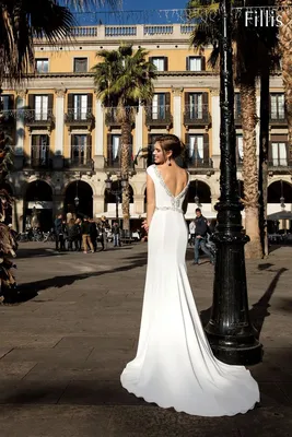 Почему свадебное платье Меган Маркл было таким скромным (на самом деле) |  MARIECLAIRE