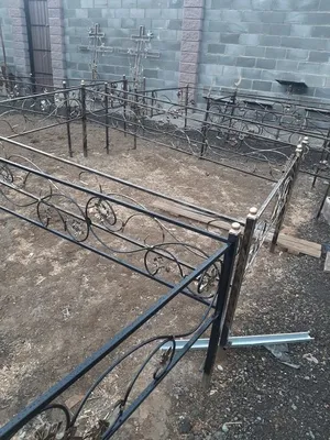 Заказать изготовление простой ограды для могилы в Москве
