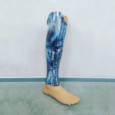 https://luxmedprotez.com/ru/protez-nogi-nizhe-kolena