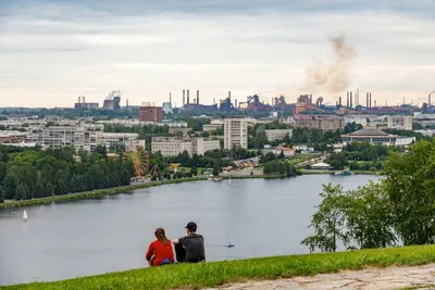 Пугающие детали в привычных пейзажах: что скрывают жутковатые уголки  сахалинских городов - SakhalinMedia.ru
