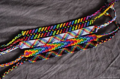 радужные ленточки — символ гей-парада Стоковое Фото - изображение  насчитывающей община, пары: 220498612