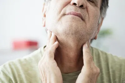 Рак горла: признаки и симптомы, на которые следует обратить внимание