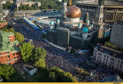 Празднование окончания священного месяца Рамадан в Москве | РИА Новости  Медиабанк