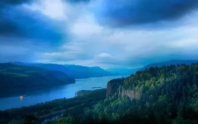 Загадочная красота реки Колумбия на фотографиях