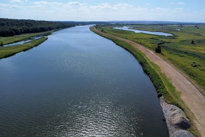 Река Одер: качественное изображение в формате WebP