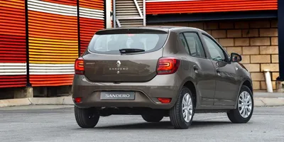 Обновлённые Renault Logan и Sandero для России: первые фото - читайте в  разделе Новости в Журнале Авто.ру