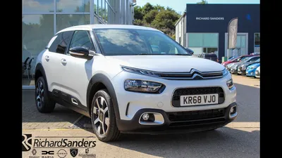 Citroën C4 Cactus, Renault Captur y Peugeot 2008, ¿cuál es mejor?